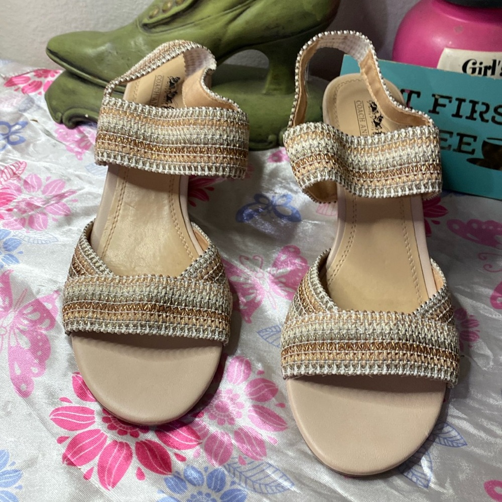 Ladies sandals size 7.5